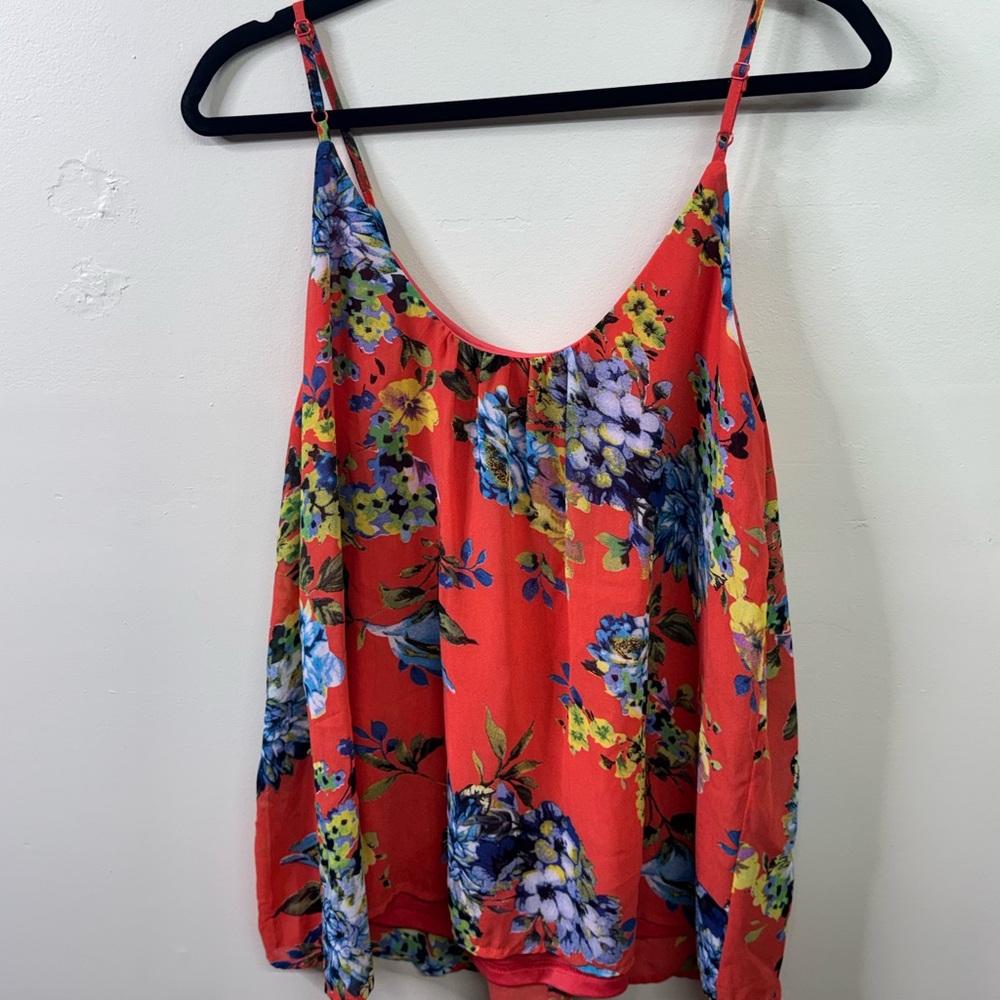 Doe & Rae Coral Red Floral Spaghetti-Strap Camisole